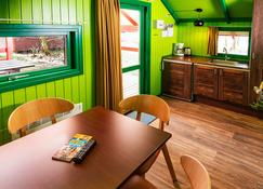 Legoland Wilderness Barrels & Cabins - Billund - Comedor