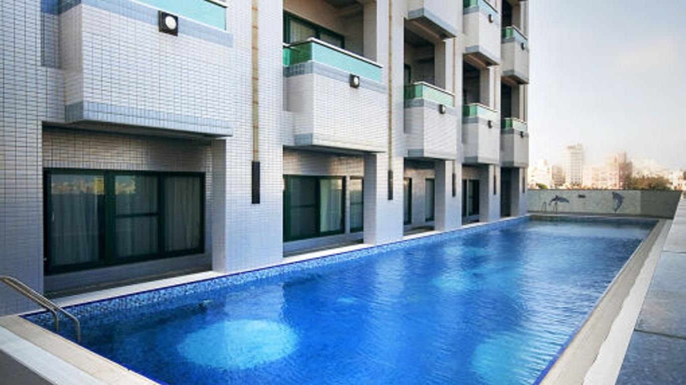 Yaling Hotel