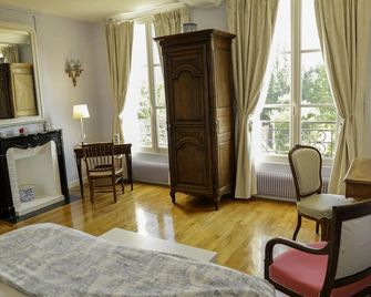 Le Bas Manoir - Chambres d'Hôtes - Bretteville-sur-Odon