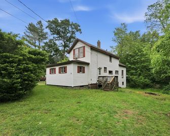 New! Chef's Kitchen Family Basecamp Amherst - Amherst - Budova