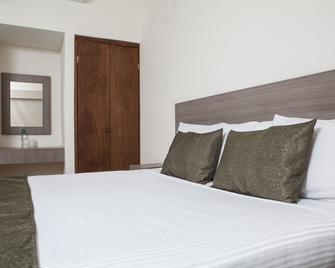 Hotel La Riviera - Culiacán - Phòng ngủ