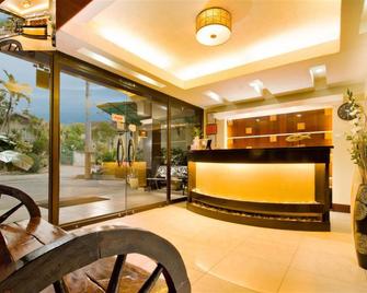 Vest Grand Suites - Tagbilaran City - Recepce