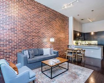 Rose at the Millennium - Stylish 1 BR in Houston - Houston - Wohnzimmer