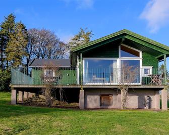5 Star Award Winning Lodge - The Ramsay - sleeps 4 - Lauder - Building