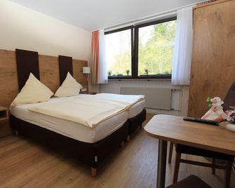 Waldhotel Albachmuehle - Wasserliesch - Slaapkamer