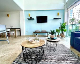 Depto 2 Pisos, Vista Alberca. A 50 mts Del Mar - Nuevo Vallarta - Sala de estar