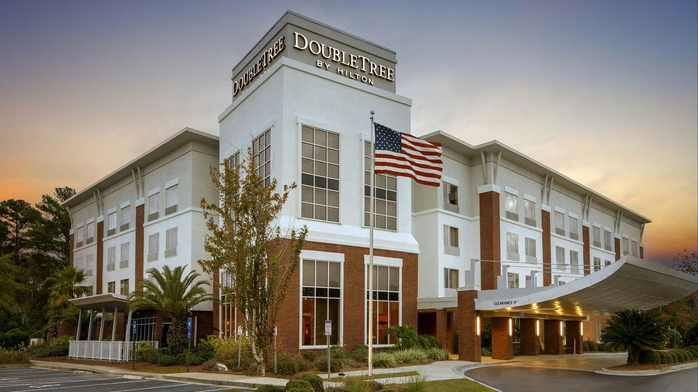 DoubleTree by Hilton Savannah Airport