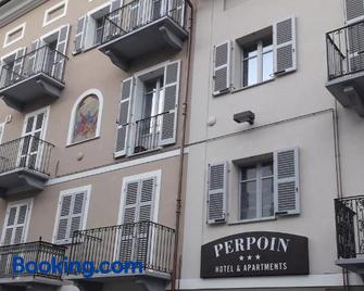 Hotel Perpoin - Saluzzo - Building