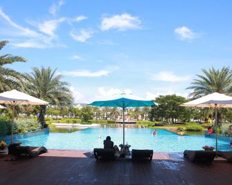 Le Gia Villa 1, 3 Bedrooms, 3 Bathrooms, Novaworld Phan Thiet - Phan Thiet - Bazén