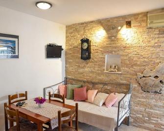 Apartments with swimming pools Stari Grad, Hvar - 22629 - Stari Grad - Living room