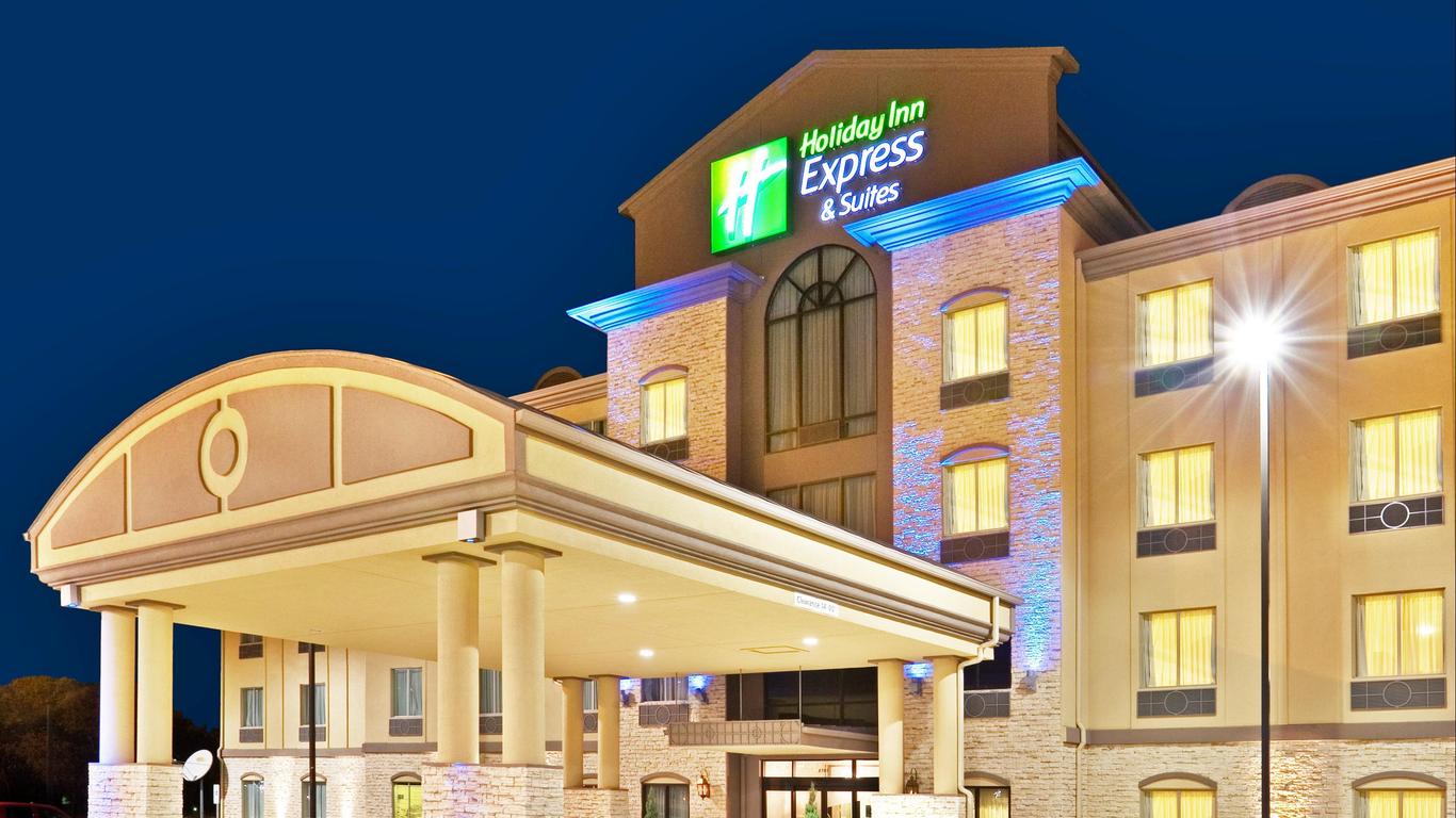 Holiday Inn Express & Suites Dallas East - Fair Park