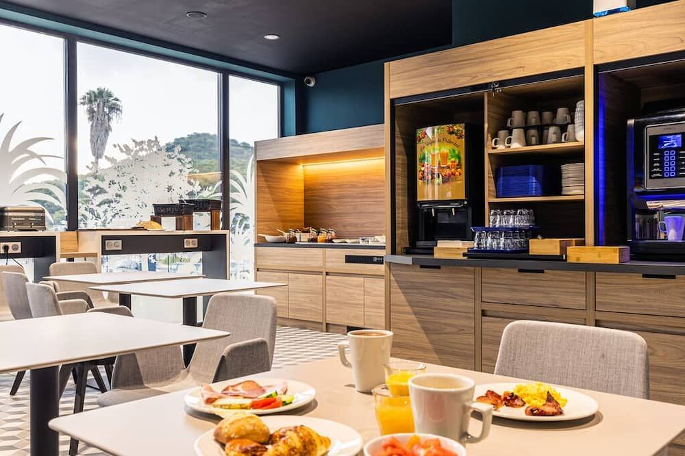 Holiday Inn Express Ajaccio By IHG - אז'אקסיו - מסעדה