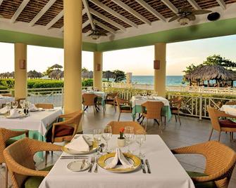 Iberostar Selection Rose Hall Suites - מונטגו ביי - מסעדה
