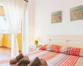 Sky Sea Holidays Mijas Costa - La Cala de Mijas - Makuuhuone