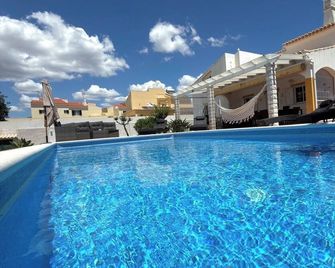 Villa Duartes - Альтура - Басейн