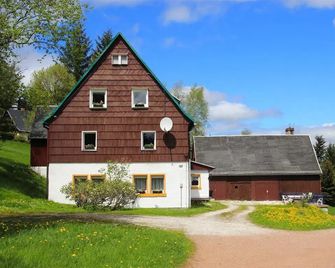 Pension Haus Pentacon - Altenberg - Будівля