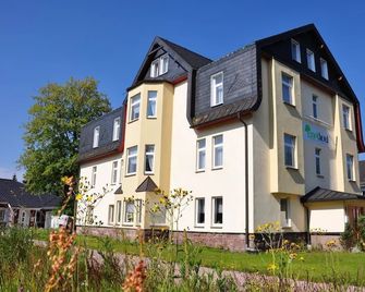 Ferien Appartements am Park - Oberhof - Bina