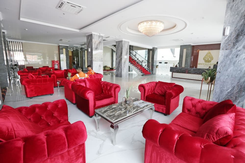 Sindoro Hotel Cilacap by Conary - Cilacap - Lounge