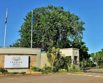 Premier Hotel The Winkler - White River - Building