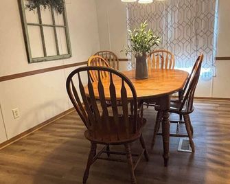 3 Bedroom/4 Beds/2 Bath Home in Bryant, AR - Bryant - Sala pranzo
