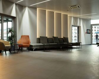 Premier Hotel Miskolc - מישקלוץ - לובי