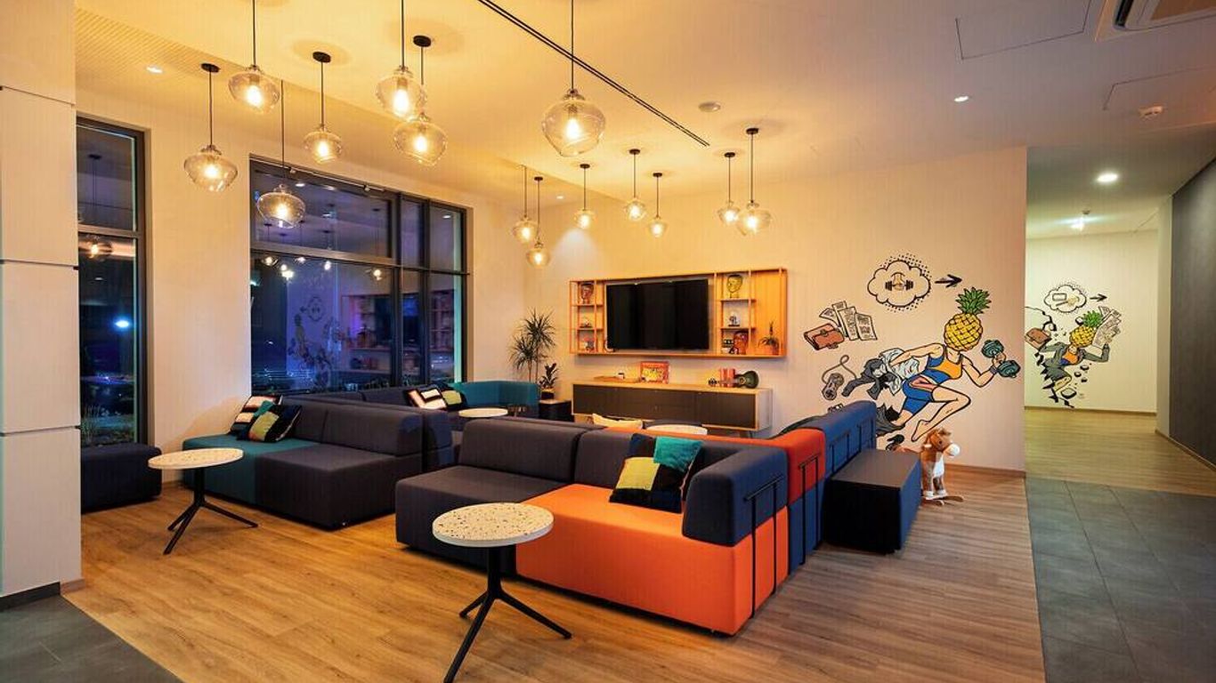 Loginn Hotel Berlin Airport