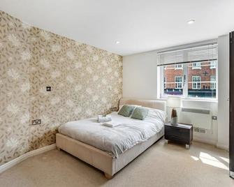 Pass the Keys Wonderful 2 Bed in Altrincham - Altrincham - Bedroom