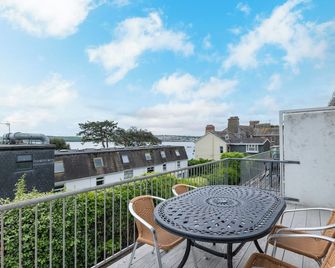 Slipway 7 - Padstow - Balcony