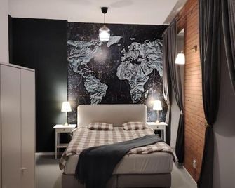 Arcade Apartament - 오러슈티에 - 침실