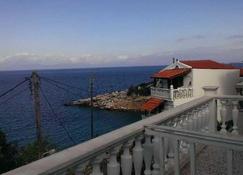 Alekos rooms and apartments - Samos - Balkon