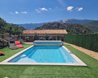 Les Villas Dorées - Villa Soleil face au Mont Ventoux - Plaisians - Piscina