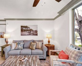 Villas By The Sea Resort - Oceanfront - Jekyll Island - Sala de estar