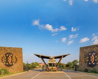 The Kingdom Resort - Rustenburg - Extérieur
