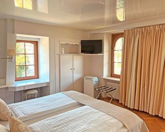 Ermitage - מונטרה - חדר שינה