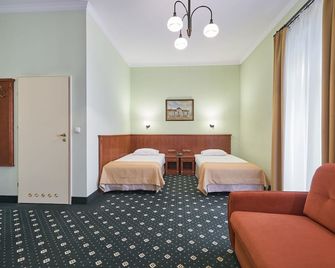 Hotel Hetman - Warsaw - Bedroom