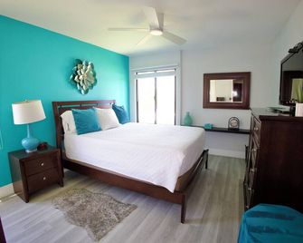 Vibrant Getaway Condo 1 mile from Downtown Palm Springs - Palm Springs - Habitación