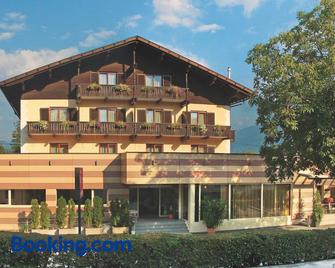 Hotel Erlenhof - Kötschach - Building