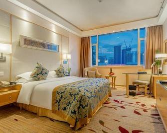 Zhanshan Garden Hotel - Qingdao - Bedroom