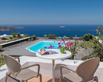 Ananda Retreat - Megalochori - Bazén