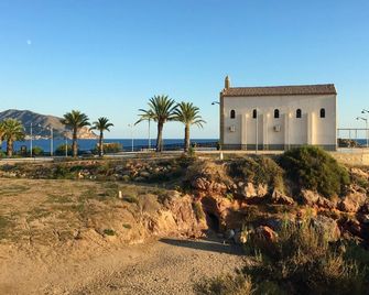 Modern Villa with sea views, close to beach. Air Con, Internet, WiFi & Sunsets ! - Mazarrón - Playa