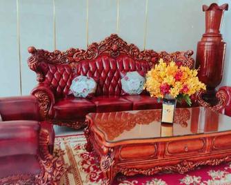 Hoai Thuong Hotel - Pleiku - Soggiorno