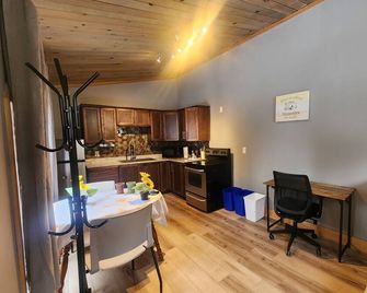 Centrally located and family-friendly - Amherst
