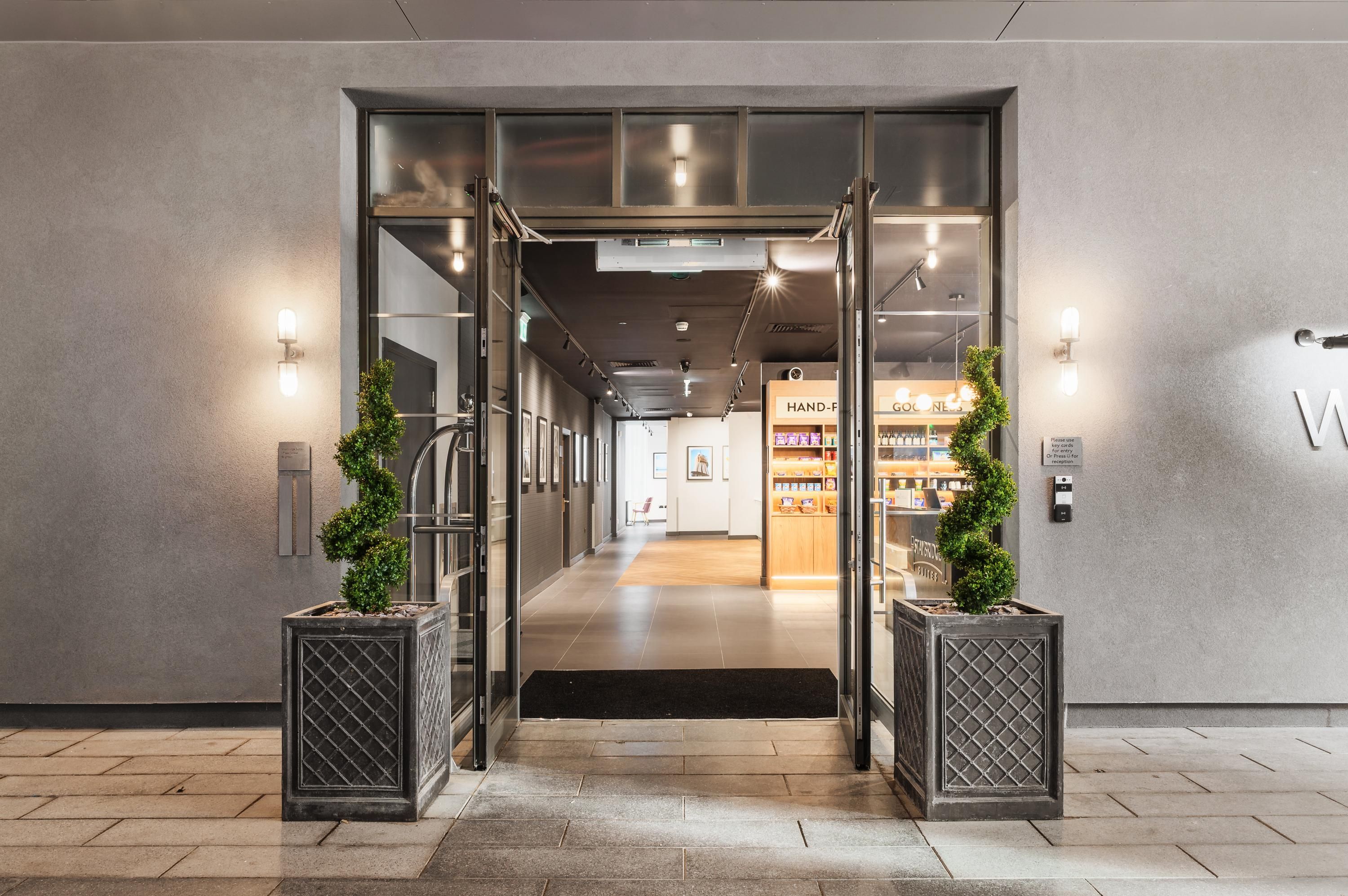 Staybridge Suites Brighton By IHG - Brighton - Building