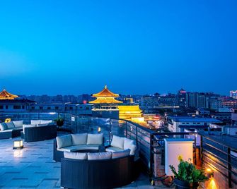 جينماو هوتل شيان داونتاون - زيان - شرفة