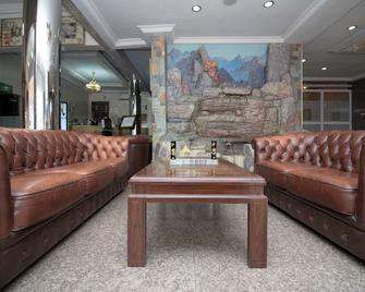 Ange Hill Hotel - Accra - Living room