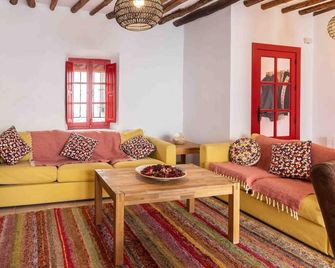 Fantastic rural house in Nigüelas - Nigüelas - Sala de estar