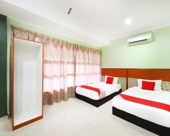 OYO 720 Corridor Hotel 2 - Pekan - Bedroom