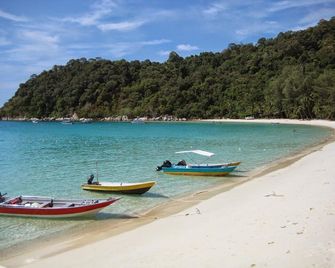 Suhaila Palace - Pulau Perhentian Besar - Pláž