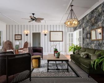 Mamane Suite - Charming Retreat - Wailuku - Sala de estar