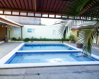 Hotel Internacional Palmerola - Comayagua - Pool